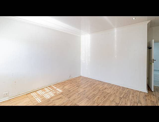 3 BEDROOM TOWNHOUSE FOR SALE IN BRACKENDOWNS
